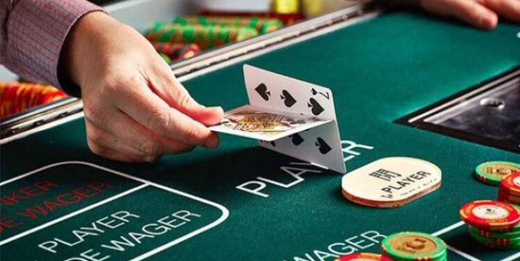 Baccarat online, baccarat casino, juegos de azar, juego de cartas